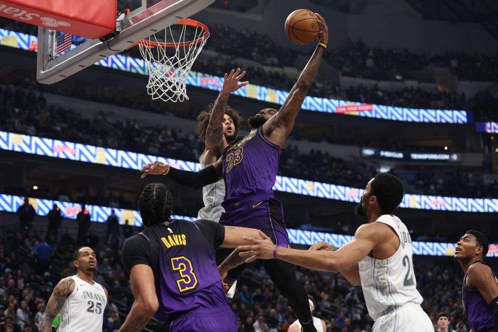 厄姆正一步 厄姆正一步