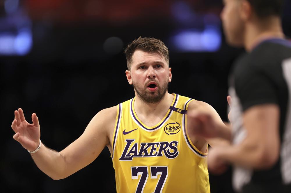 超越比分的 超越比分的